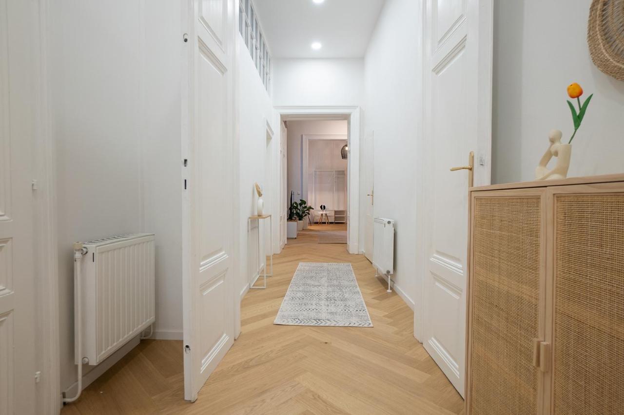 Spacious 110М2 Flat In The City Center Vienna Exterior photo